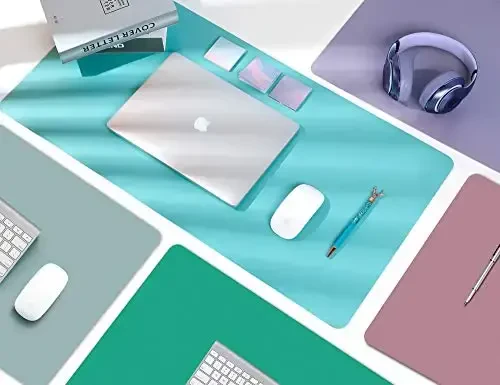Aothia Charm Desk Pad himoya qiluvchi, sichqoncha yostig'i, ofis stoli uchun gilamcha, sirpanmaydigan PU Charm stol qoplamasi, noutbuk stoli uchun yostiq, ofis va uy uchun suv o'tkazmaydigan stol yozuv yostig'i (jigarrang, 36