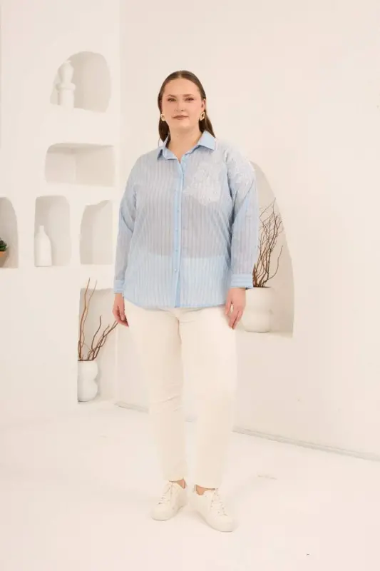 Aplikeli Çizgili Kadın Büyük Beden Uzun Kol Gömlek Mavi - 5