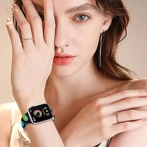 Apple Watch Band 38mm 40mm 41mm 42mm 44mm 45mm 46mm 49mm bilan mos keladigan Holiday Strap, Sozlanishi mumkin bo'lgan almashtiriladigan yumshoq silikon multfilm sport bilakuzuklar iWatch Ultra Series 10 9 8 7 6 5 4 3 2 1 SE uchun - 3