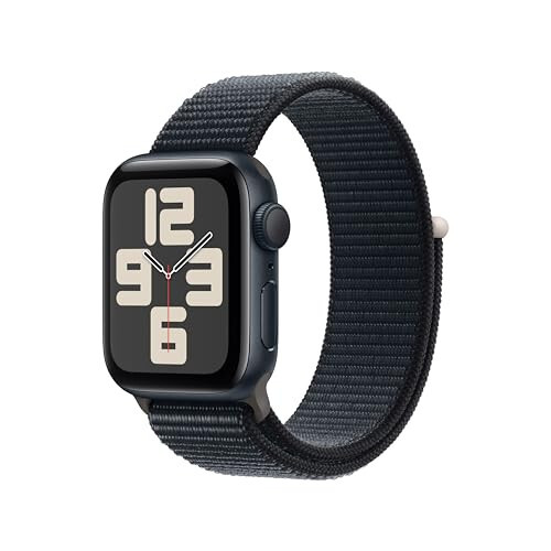 Apple Watch SE (2. Nesil) [GPS 40mm] Gece Mavisi Alüminyum Kasa ve Gece Mavisi Spor Döngüsü ile Akıllı Saat. Fitness ve Uyku İzleyici, Çarpma Algılama, Kalp Atış Hızı Monitörü, Karbon Nötr - 1