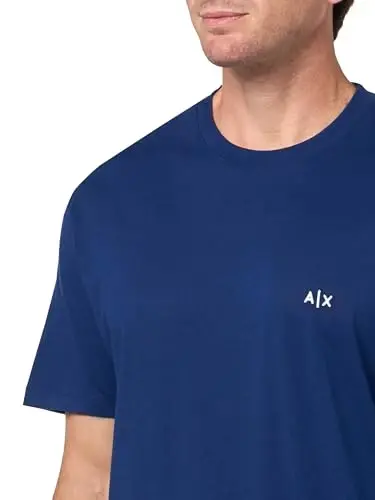 Armani Exchange erkaklar kichik ko'krak nishoni futbolkasi - 3