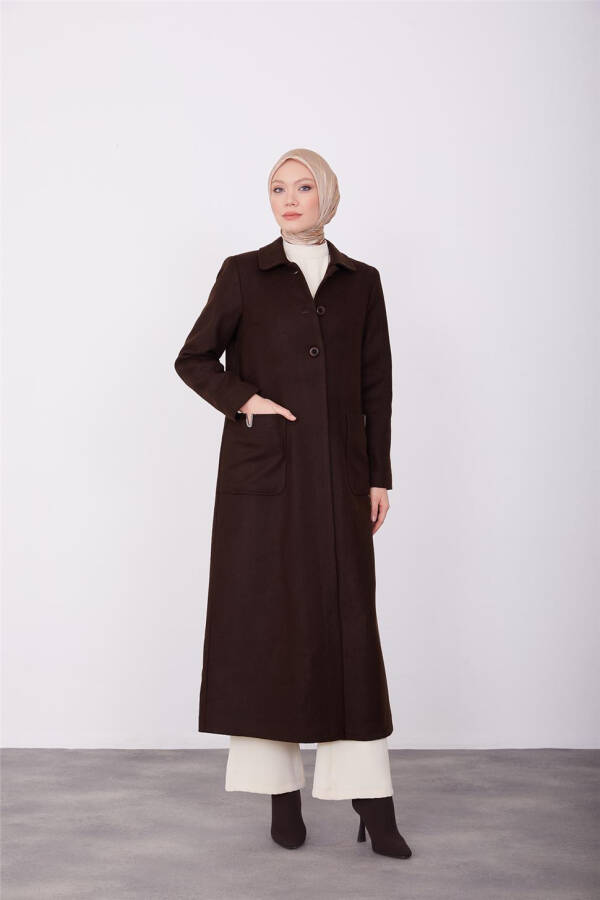 Armine coat with pocket accessories and pleats. Model: 23K8607, Color: Brown. - 7