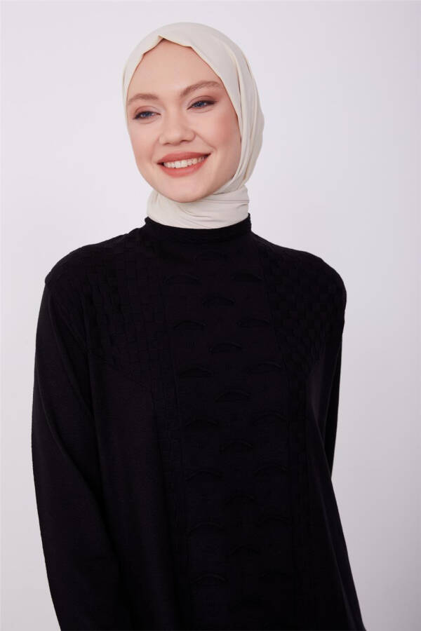 Armine Kazak, 23Kd9006 Qora - 2