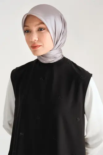 Armine Logo Yapıştırmalı Saten Bluz 24Y3512 Siyah - ARMINE (1)