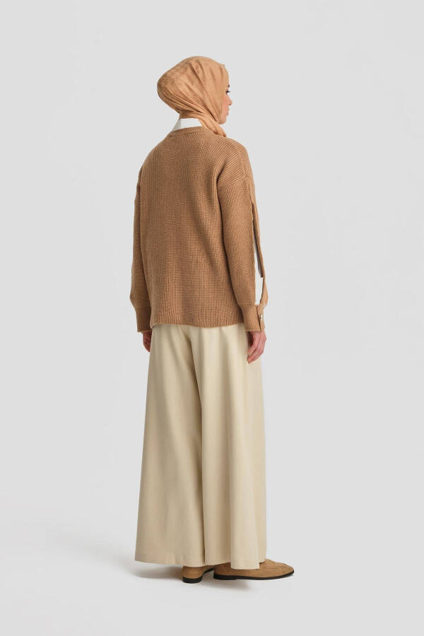 Armine Ribbed Knit Sweater with Side Slit Detail (24Kd4201) Camel - 5