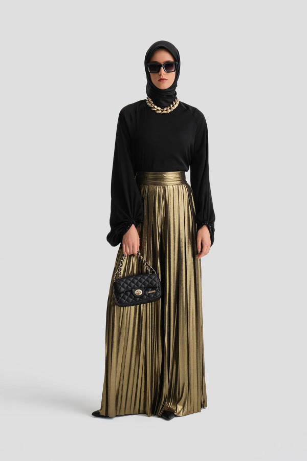 Armine Shimmer Fabric Pleated Pants (24k2701 Gold) - 2