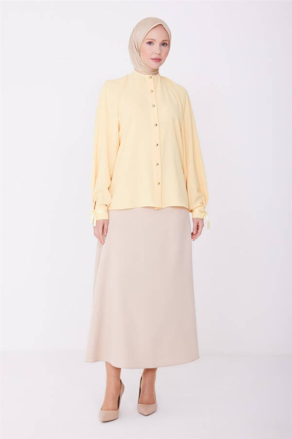 Armine Sleeve Ribbon Half Raglan Shirt 23Y3334 Cantaloupe - 1