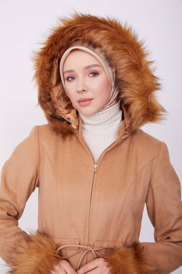 Armine Sleeves and Hooded Fur Coat 23K8617 Camel - 7