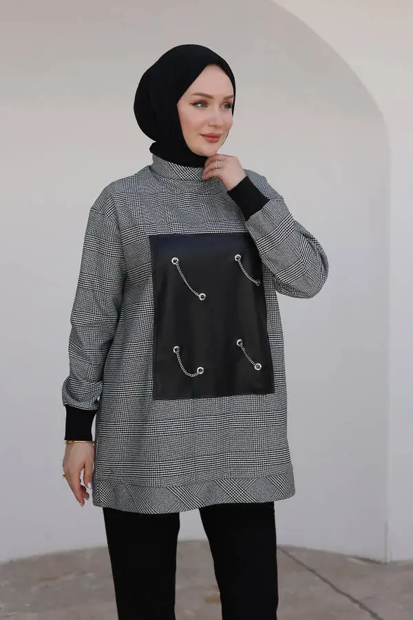 ARMINE TREND Lentalar bilan qoplangan va zanjiri bezakli Tunika - Qora 24KT467 - 4