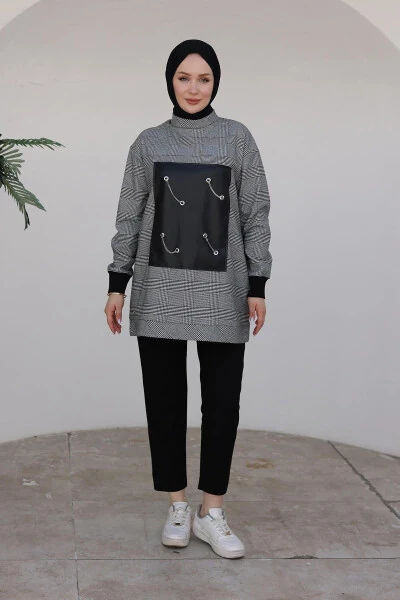 ARMINE TREND Tunic with Ribboned Sleeves and Chain Detail - Black 24KT467 - 3