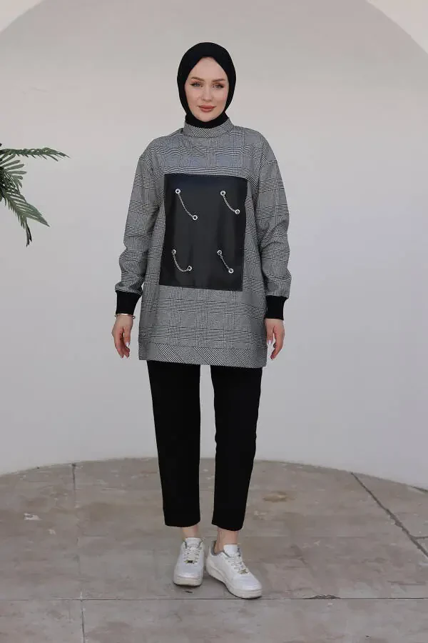 ARMINE TREND Tunic with Ribboned Sleeves and Chain Detail - Black 24KT467 - 3