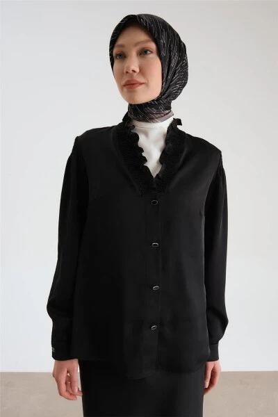 Armine Yoqasi Burmalangan Atlas Ko'ylak 24Y3504 Qora - 4