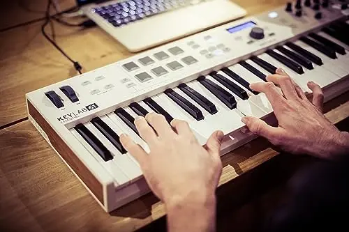 Arturia KeyLab Essential mk3 — 61 Key USB MIDI Keyboard Controller with Analog Lab V Software Included - 6