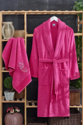 Arya Embroidered Terry Cloth Bathrobe Set | Cotton | - Fuchsia 