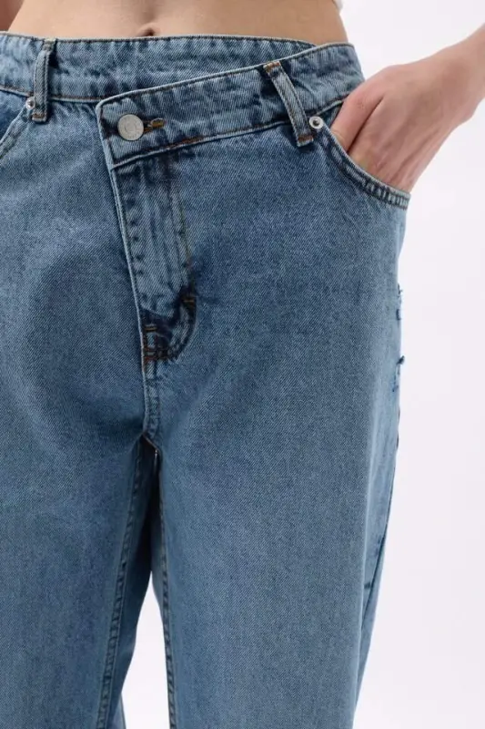 Asimmetrik Bel Paça Yirtmaçli Jean - 4