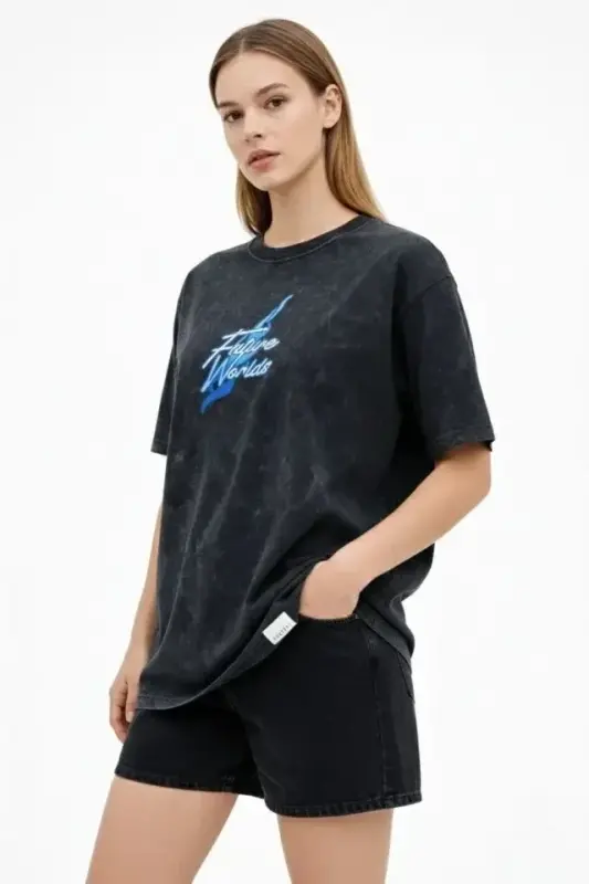 Asit Yıkamalı Oversize Tişört Future Worlds Baskılı Bisiklet Yaka Kısa Kollu Streetwear %100 Pamuk Street Style T-Shirt - Siyah - 3