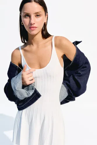 Askılı mini elbise-Beyaz - Bershka