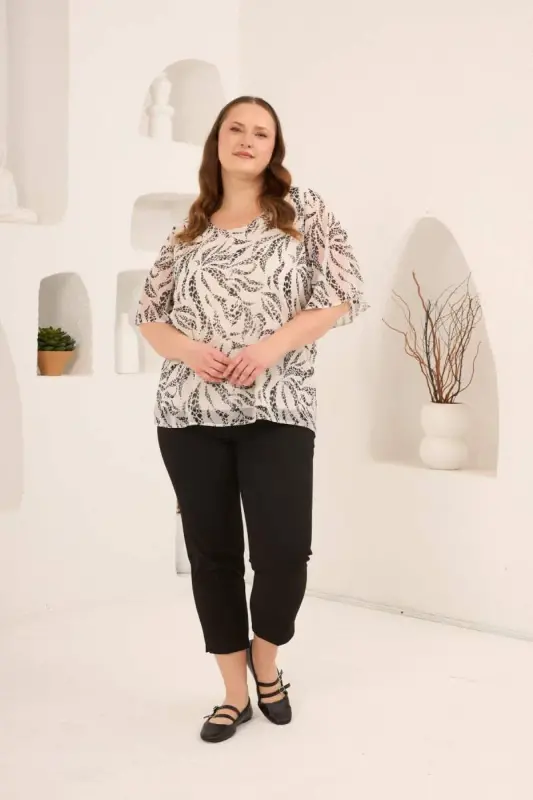 Astarlı Büyük Beden Desenli Bluz Ekru - 6