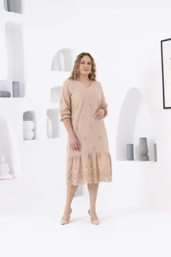 Astarlı Kolları Lastikli Brode Büyük Beden Elbise Krem - 5