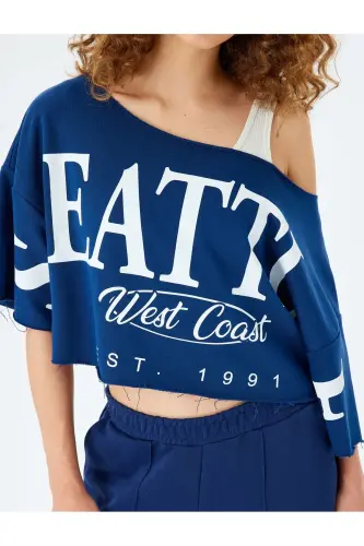 Asymmetric Collar College Print Oversize Short Sleeve T-shirt - 5