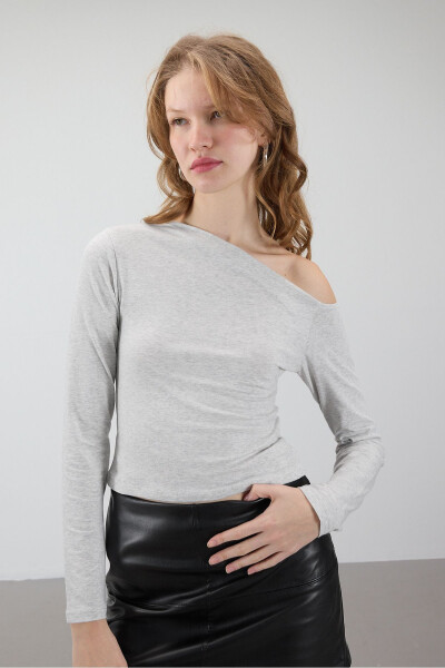 Asymmetric Collar Long Sleeve Blouse B1668-t11 - 4