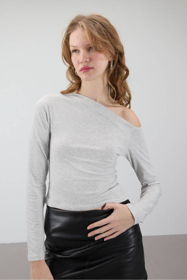 Asymmetric Collar Long Sleeve Blouse B1668-t11 - 4