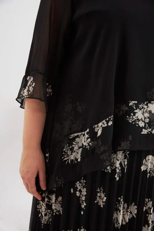 Asymmetric Cut Pleated Plus Size Chiffon Dress Black - 2