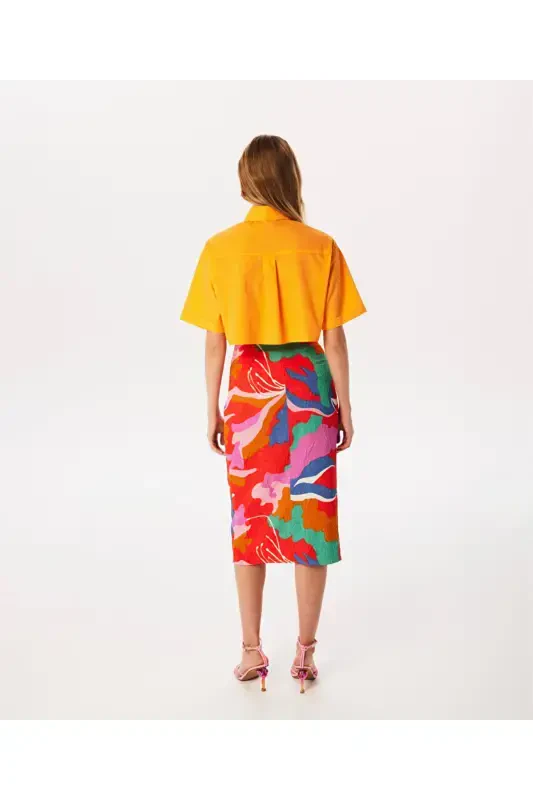 Asymmetric pocket, crop top shirt. - 6