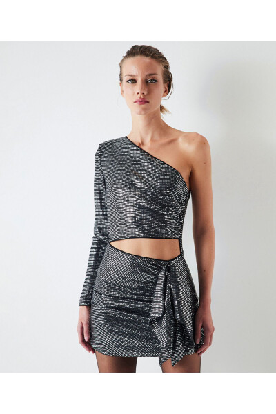 Asymmetrical sleeve cutout dress - 4