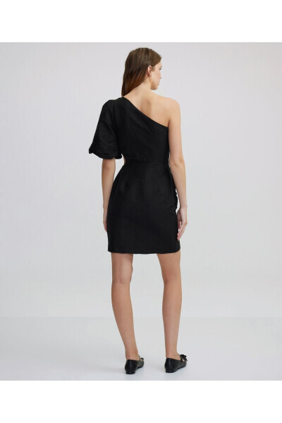 Asymmetrical sleeve mini dress - 3