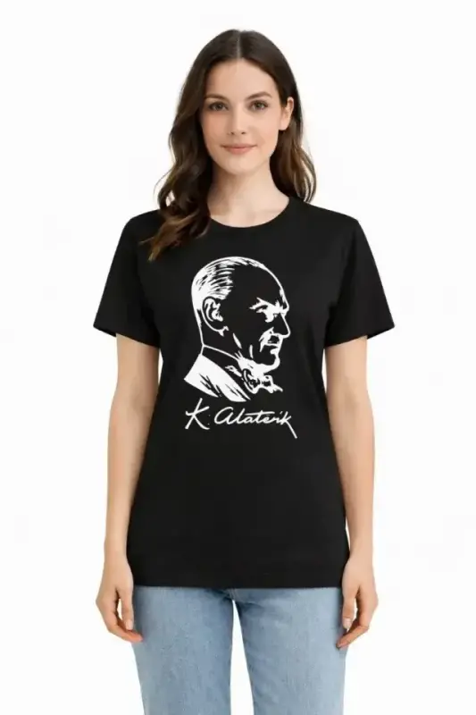 Atatürk rasmli qisqa yengli yumaloq yoqali futbolka - Qora - 3