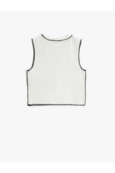 Athletic crop top, round neck, ribbed stitch detail - 5