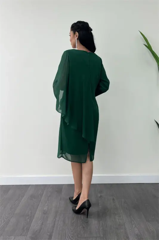 Atlas Fabric Chiffon Brooch Detailed Pencil Dress - Emerald Green - 5