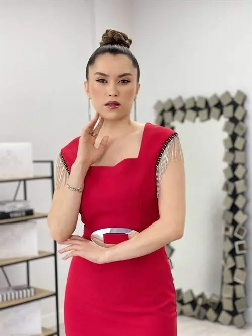 Atlas Fabric Square Neck Shoulder Stone Tassel Dress - RED - 4