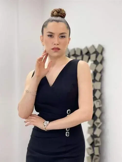 Atlas Fabric Stone Detailed Pencil Dress - BLACK - 4