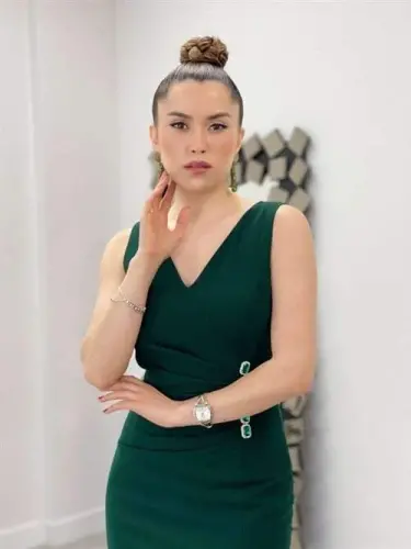 Atlas Fabric Stone Detailed Pencil Dress - EMERALD GREEN - 4