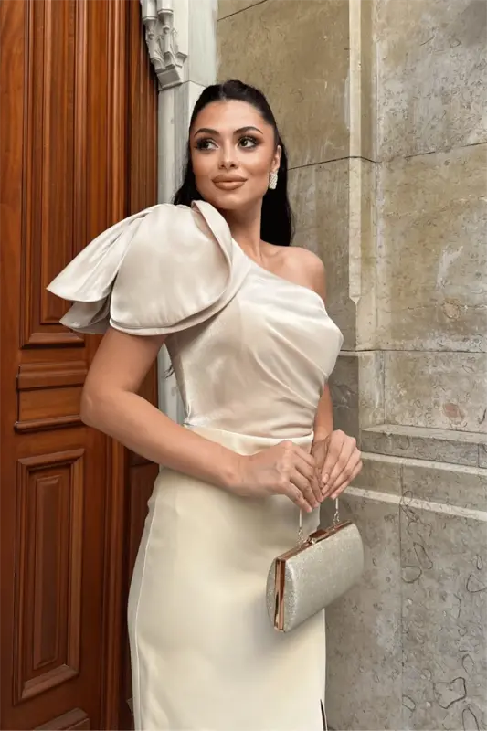 Атлас Ткань Плечо Органза Детальное Платье-Карандаш - БЕЖ - 3