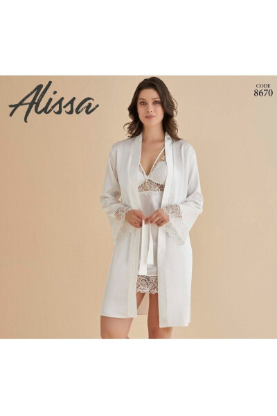 Atlas Tunika Xalat Pijamalar To'plami Short To'plami 6 dona To'yga Kelin Chеyizi To'plami 8670 - ALISSA (1)