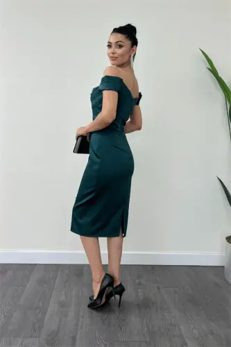 Атласное платье-карандаш с жемчугом - ИЗУМРУДНО-ЗЕЛЕНЫЙ - 5