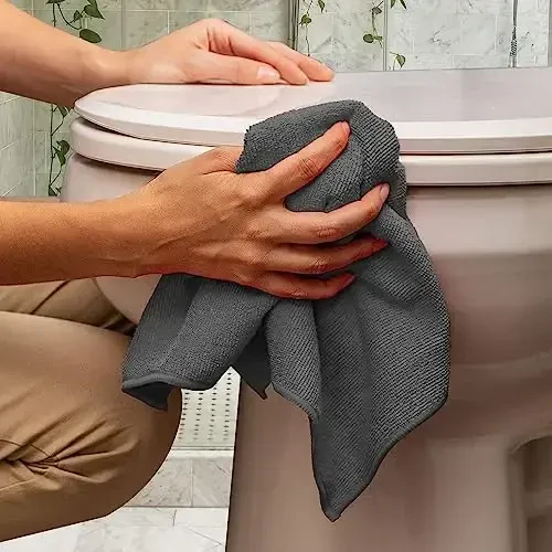 Avalon Towels Салфетки из микрофибры для уборки (выгодная упаковка из 36 штук) Размер 40 x 40 см, Высокоабсорбирующие тряпки для уборки, Безворсовые салфетки для уборки, Многоразовые и моющиеся, Салфетки из микрофибры для автомобилей (серые) - 6