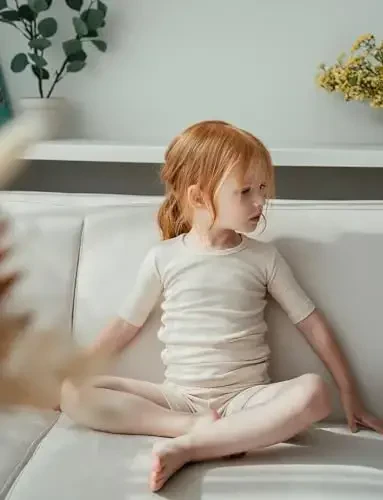 AVAUMA Комплект пижамы для малышей; короткий комплект; для мальчиков и девочек; облегающая трикотажная одежда для сна в рубчик; для повседневной носки - AVAUMA