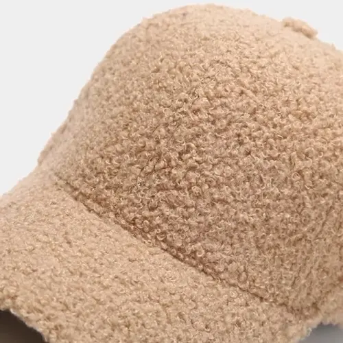 Avilego Winter Baseball Cap for Women Lamb Wool Solid Color Warm Baseball Cap for Outdoor Travel - 4
