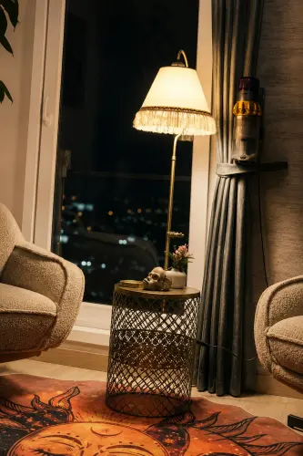 Ayd. Floor Lamp with Gold Table, Elliptical Black Yellow Patina (GOLD RING) Cream Hat Yellow Tassel - VENON (1)