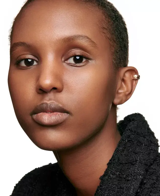 Illuminates – Moisturizes – Protects - BD121 - 3