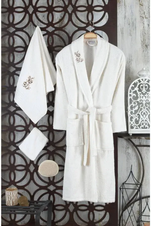 Ayla 5 Piece Single Person Embroidered Bathrobe Set | Bor - 1