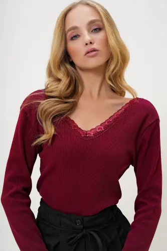 Ayol Bordo Orqa Old V Yoqali To‘rli Tafsilotli Bluz ALC-X11246-Bordo - 3