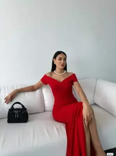 Ayol G'avvos Mato Qayiq Yoqasi Va Dekolte Tafsilotli Ko'ylak - 2