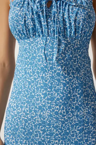 Ayol Jonli Osmon Moviy Gullari Yirtilgan Yozgi To'qilgan - 4