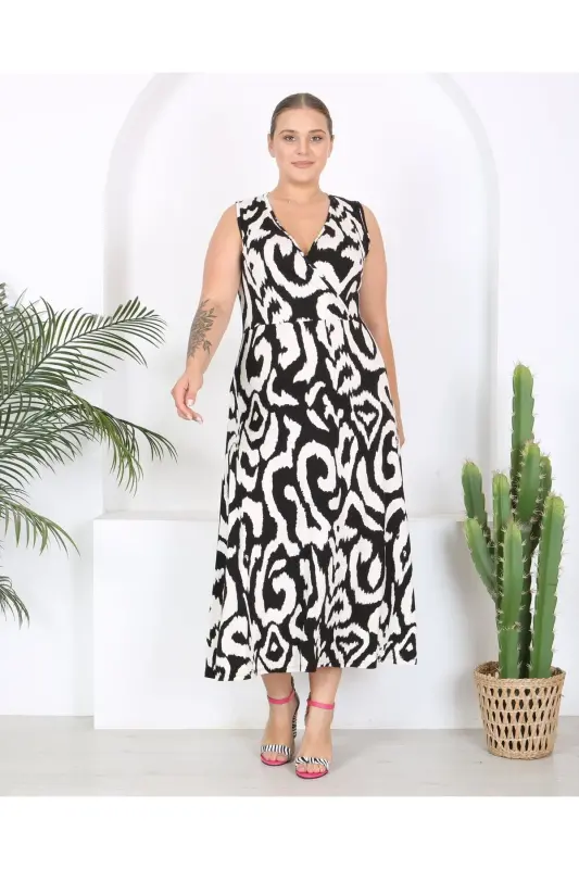 Ayol Katta Razm Suvbo‘yo Naqshli Yengsiz Xatchap Yaka Maksi Ko‘ylak 24134 - Qora-Oq - BUTIK NILYAM