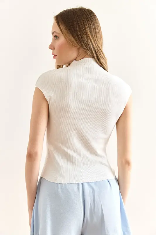 Ayol Oq Tik Yoqali Tikuv Tafsilotli Crop Bluz BLZ-1 - 5
